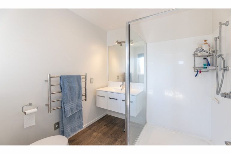 Photo of property in 437 Kainga Road, Brooklands, Christchurch, 8083