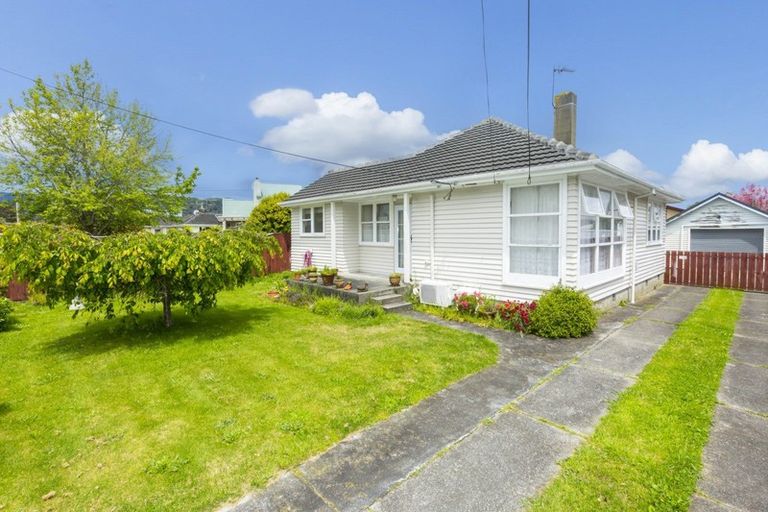 Photo of property in 35 Milton Street, Trentham, Upper Hutt, 5018