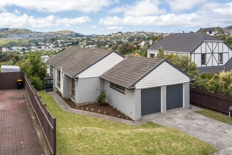 Photo of property in 41 Cambrian Street, Churton Park, Wellington, 6037