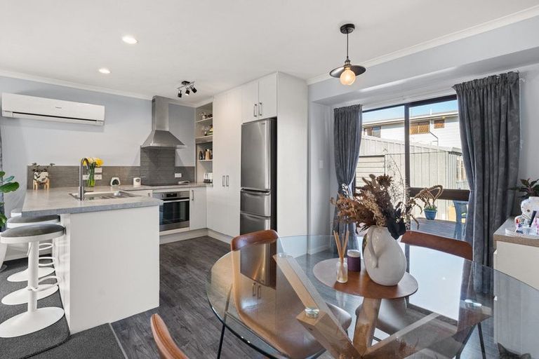 Photo of property in 22 Tawhara Place, Edgecumbe, 3120