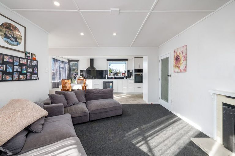 Photo of property in 11 Point Bush Road, Waimate, 7924