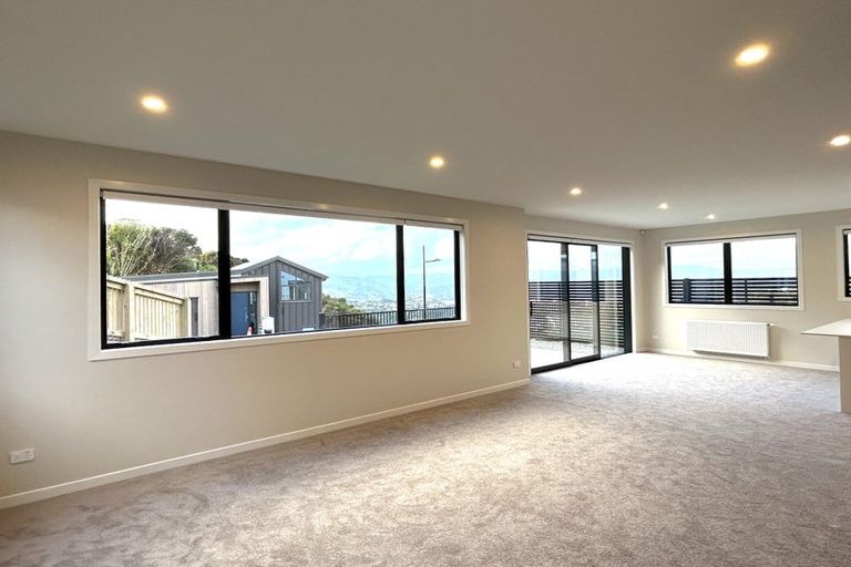 Photo of property in 10 Skysail Lane, Whitby, Porirua, 5024