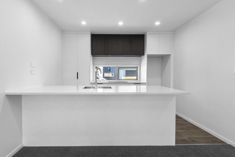 Photo of property in 4 Selkirk Lane, Hamilton Lake, Hamilton, 3204