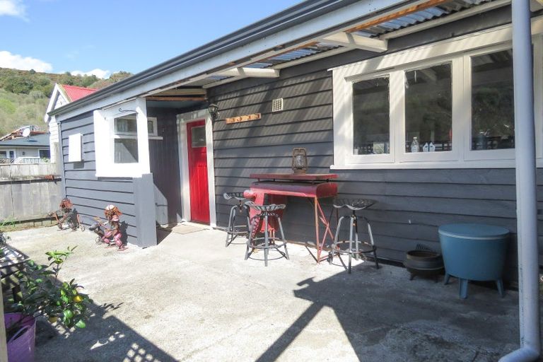 Photo of property in 5 Herald Street, Reefton, 7830