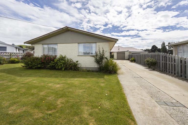 Photo of property in 48 Fernbrook Road, Oamaru North, Oamaru, 9400