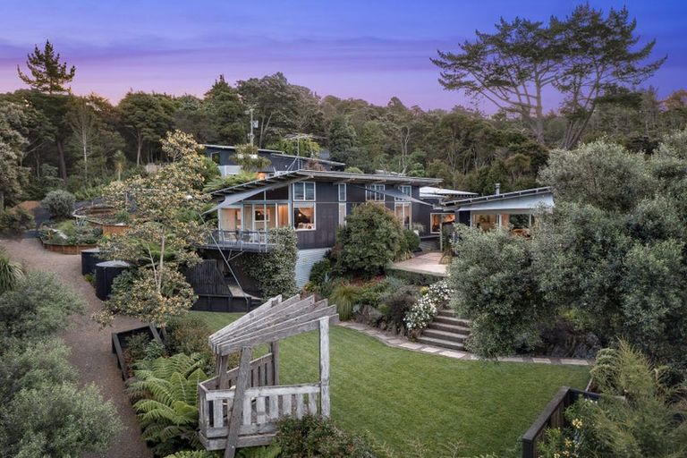 Photo of property in 361h Paremoremo Road, Paremoremo, Auckland, 0632