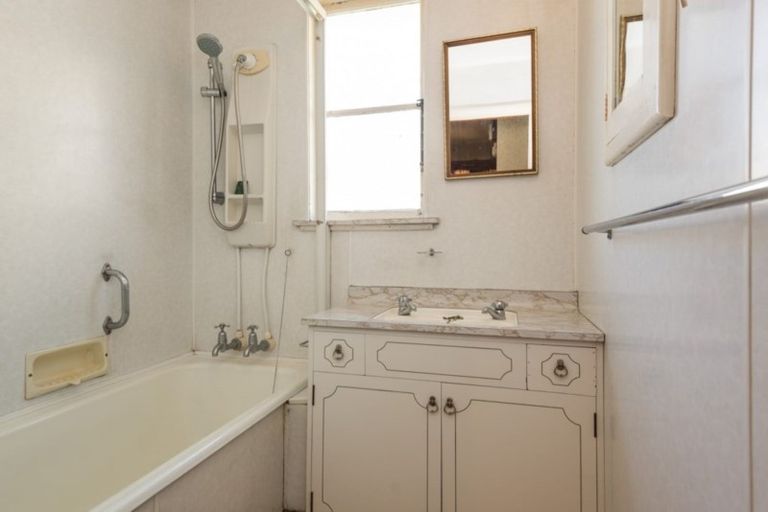 Photo of property in 67 Glenfield Crescent, Mairehau, Christchurch, 8052