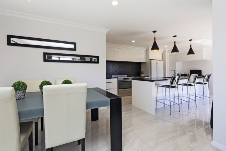 Photo of property in 46 Pinotage Drive, Greenmeadows, Napier, 4112