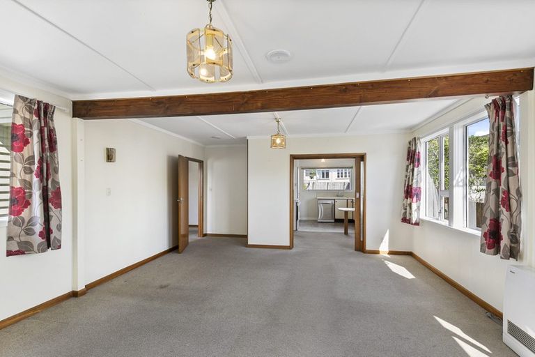 Photo of property in 9 Kipling Street, Johnsonville, Wellington, 6037
