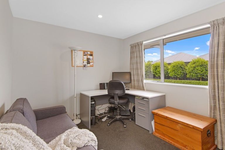 Photo of property in 31 Belgrave Drive, Rangiora, 7400