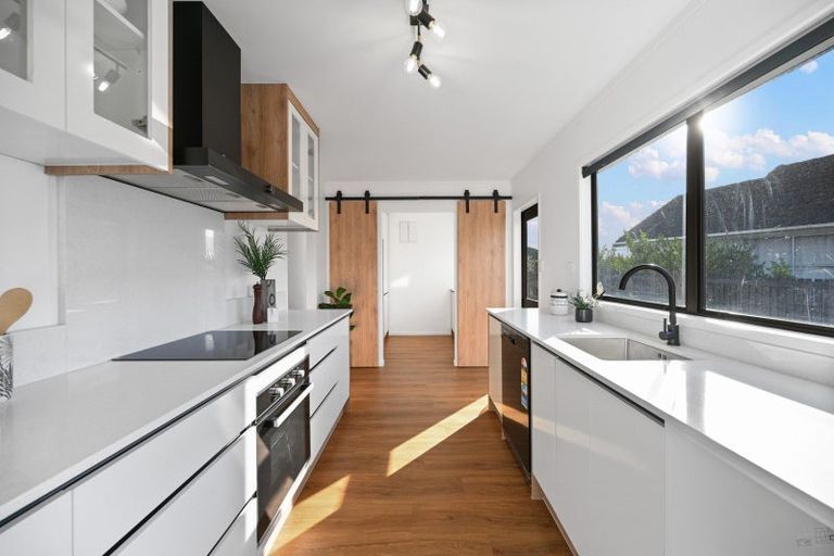 Photo of property in 19 Elmwood Crescent, Pukete, Hamilton, 3200