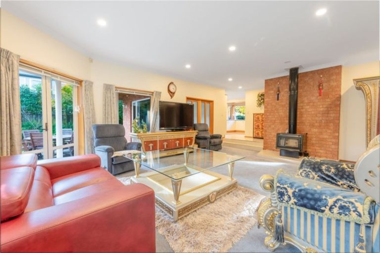 Photo of property in 26 Witbrock Crescent, Burnside, Christchurch, 8053