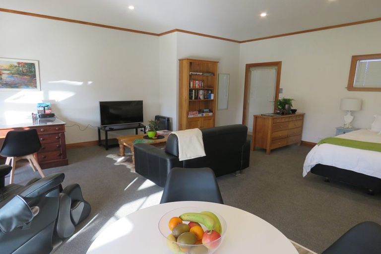 Photo of property in 61 Laings Road, Hutt Central, Lower Hutt, 5010