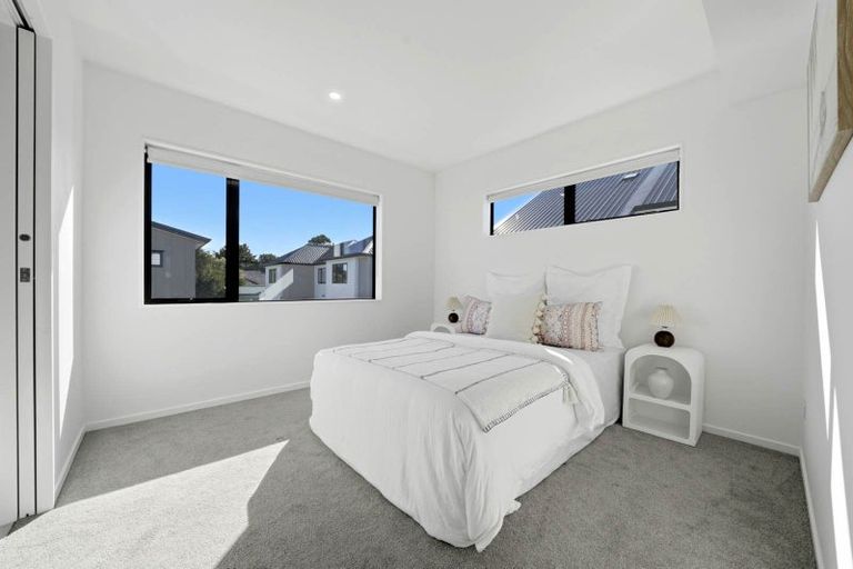 Photo of property in 47a Northcote Road, Hillcrest, Auckland, 0627