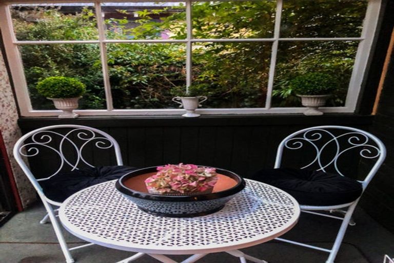 Photo of property in 82 Victoria Avenue, Avenal, Invercargill, 9810