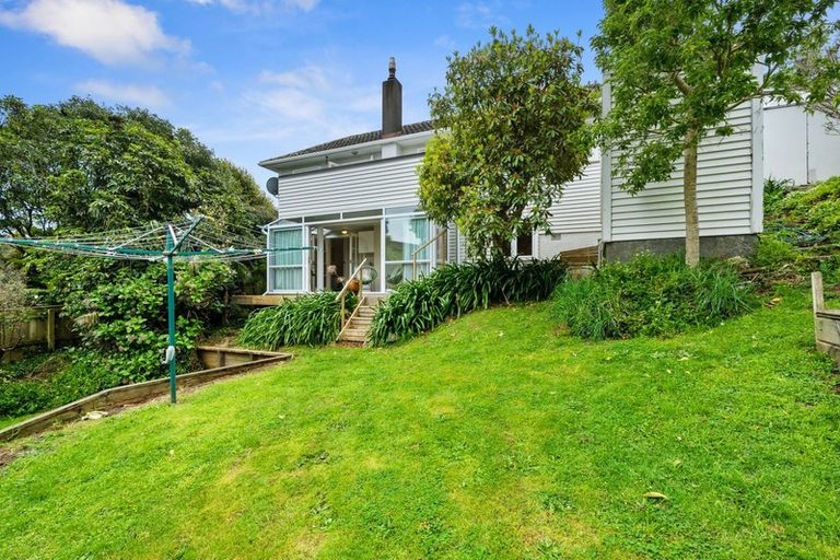 Photo of property in 12 Karaka Grove, Raumati Beach, Paraparaumu, 5032