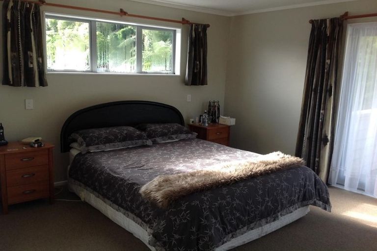 Photo of property in 12 Timaru Grove, Kelson, Lower Hutt, 5010