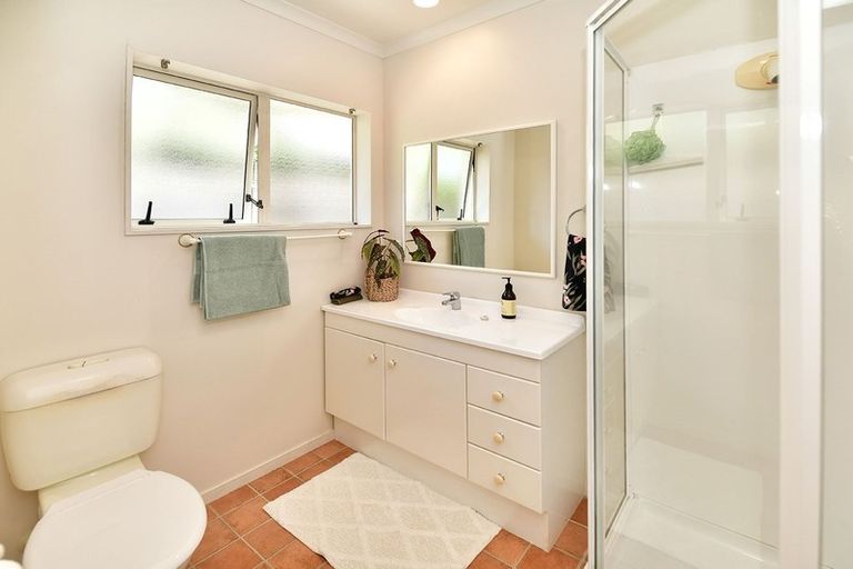 Photo of property in 2/25 Little Barrier Avenue, Manly, Whangaparaoa, 0930