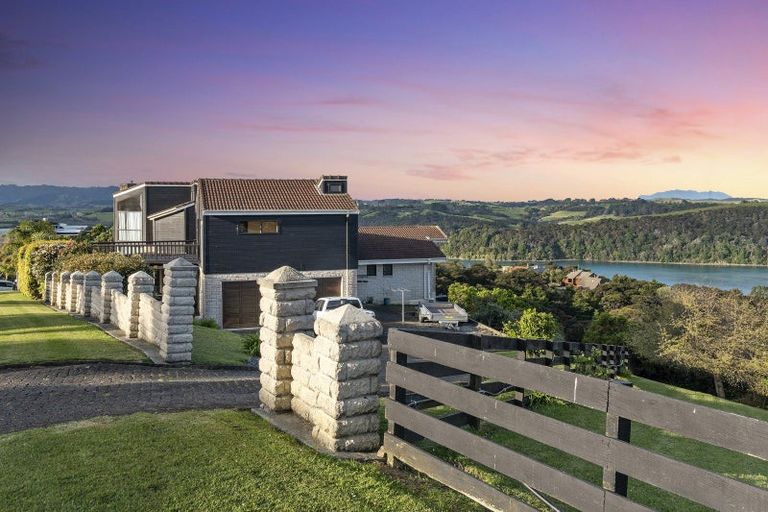 Photo of property in 4 Kotare Place, Sandspit, Warkworth, 0982