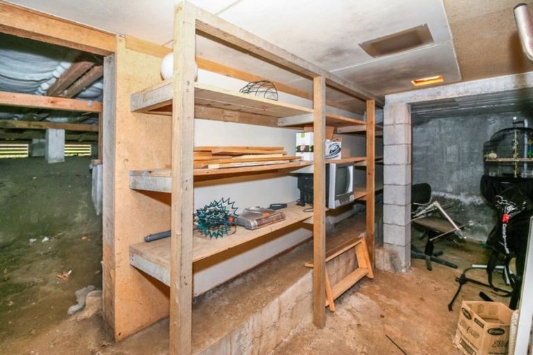 Photo of property in 22 Penrith Street, Westown, New Plymouth, 4310