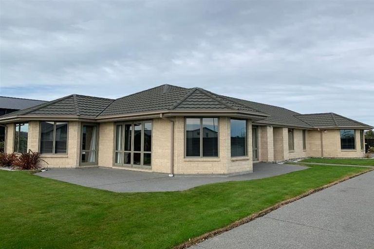 Photo of property in 4 Kingsbridge Drive, Burwood, Christchurch, 8083