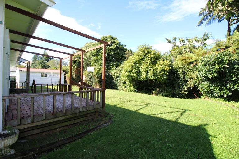 Photo of property in 7 Darroch Street, Fairy Springs, Rotorua, 3015