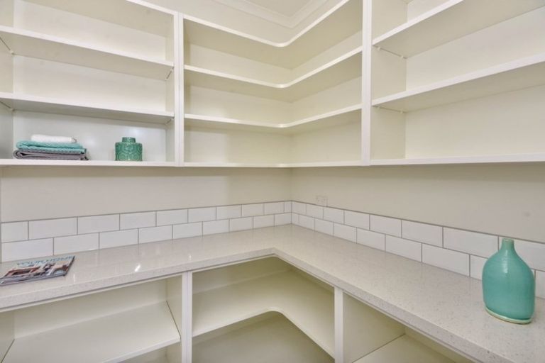 Photo of property in 20 Pommes Way, Silverdale, 0932