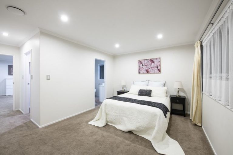 Photo of property in 3 Moville Drive, Flat Bush, Auckland, 2019