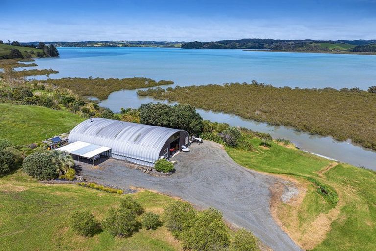 Photo of property in 68 Goodall Road, Snells Beach, 0920