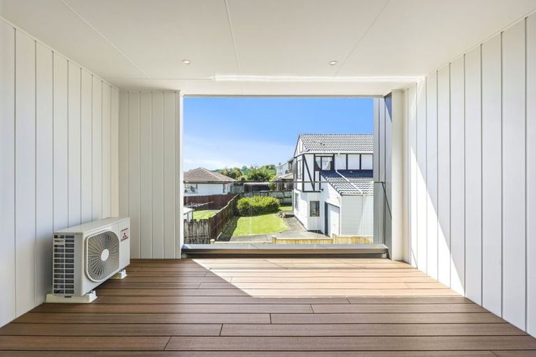 Photo of property in 24c Tomintoul Place, Highland Park, Auckland, 2010