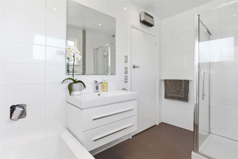 Photo of property in 224 Clyde Road, Burnside, Christchurch, 8053