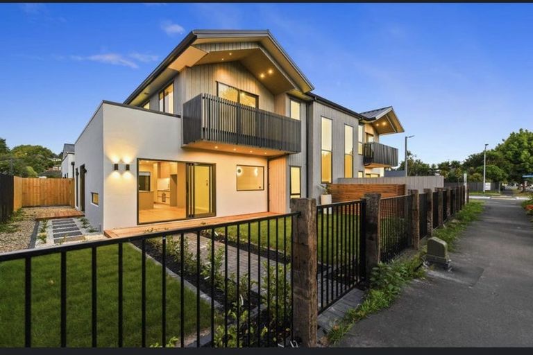 Photo of property in 1/64 Banbury Crescent, Fairfield, Hamilton, 3214