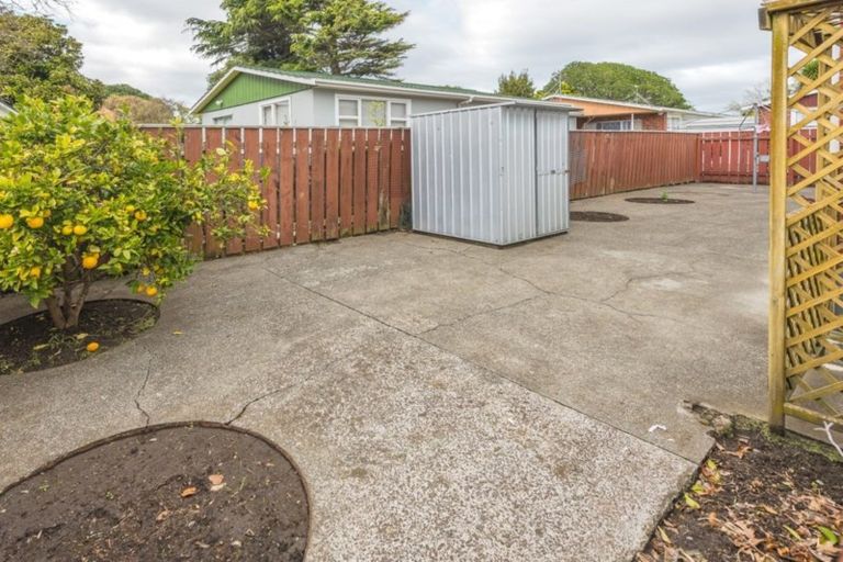 Photo of property in 4/5 Saint Leonard Street, Saint Johns Hill, Whanganui, 4501