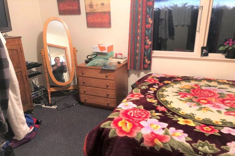 Photo of property in 12 Komata Grove, Waitangirua, Porirua, 5024