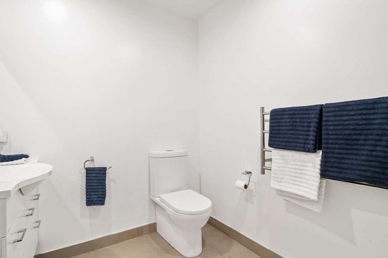 Photo of property in 8/69 Suva Street, Upper Riccarton, Christchurch, 8041