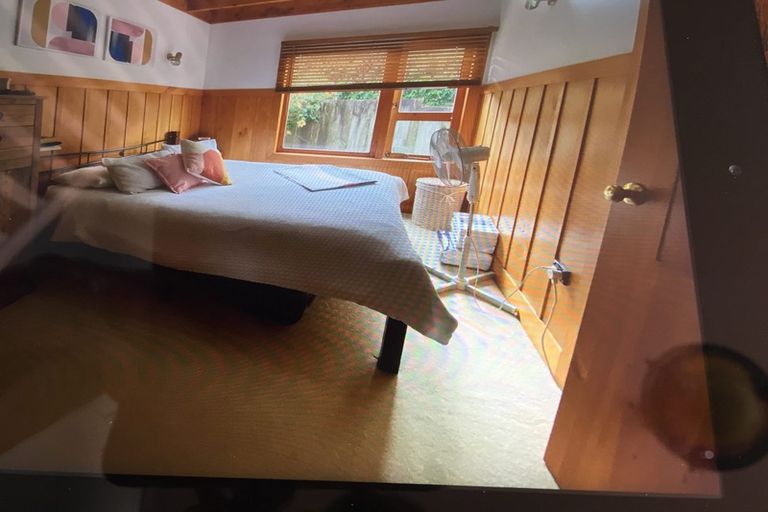 Photo of property in 1/66 Nile Road, Milford, Auckland, 0620