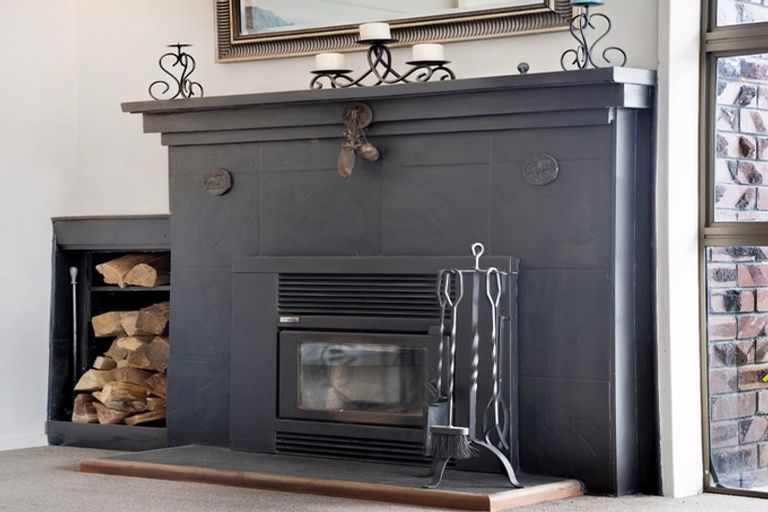 Photo of property in 3 Revell Court, Pukekohe, 2120