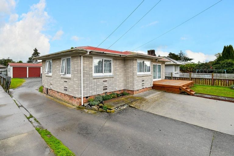 Photo of property in 25 Rice Crescent, Papakura, 2110