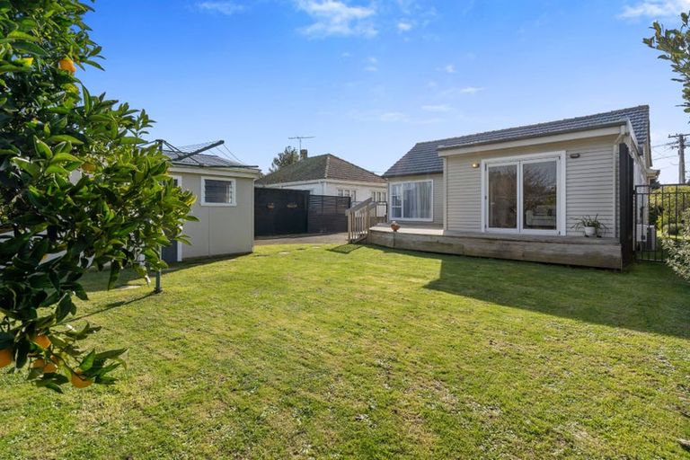 Photo of property in 41 Fairfield Avenue, Fairfield, Lower Hutt, 5011