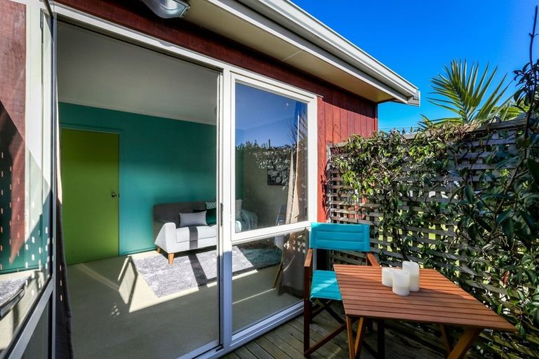 Photo of property in 19 Cumming Street, Okato, 4335