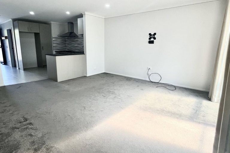 Photo of property in 20 Bellbird Street, Papakura, 2110