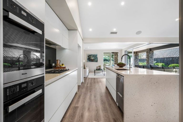 Photo of property in 6 Pheasant Lane, Waimauku, 0812