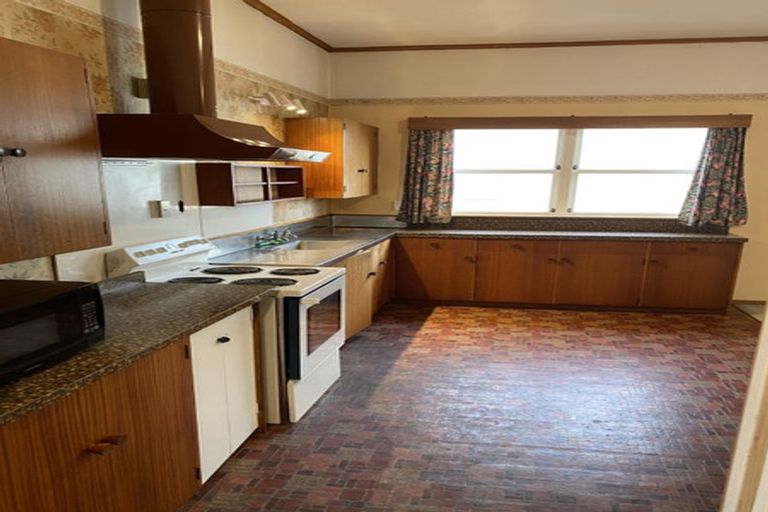 Photo of property in 20 Swinburn Street, Dannevirke, 4930