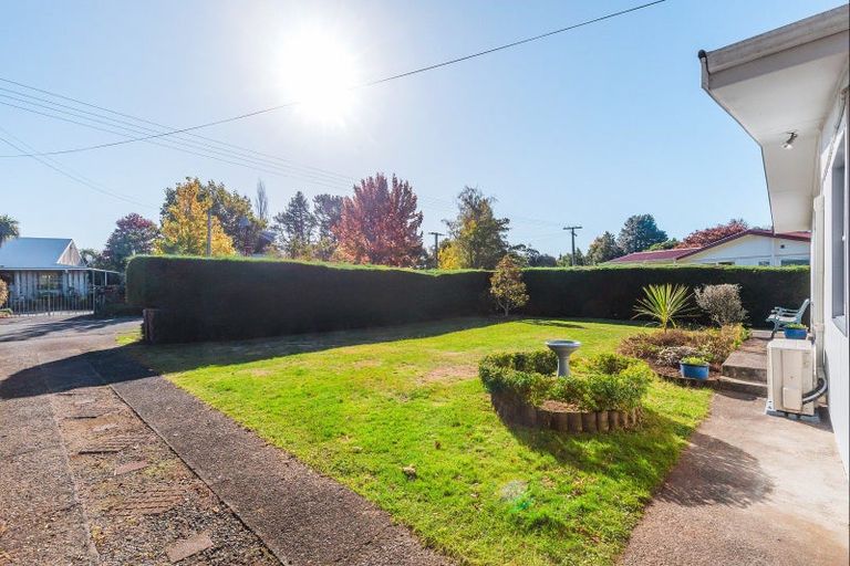 Photo of property in 71 Te Herekiekie Street, Turangi, 3334