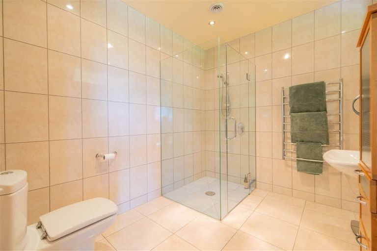 Photo of property in 31 Patience Bay Drive, Te Anau, 9679