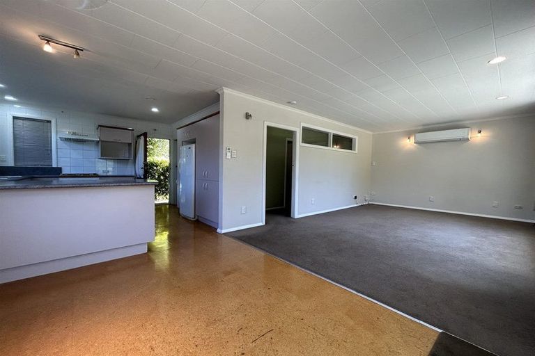 Photo of property in 35 Lochee Road, Upper Riccarton, Christchurch, 8041