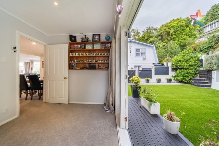 Photo of property in 23 Wyndrum Avenue, Waterloo, Lower Hutt, 5011