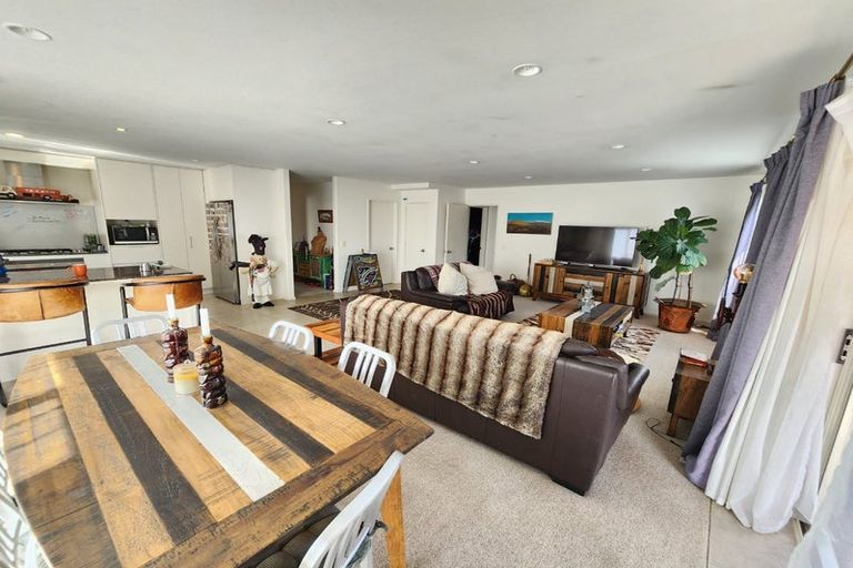 Photo of property in 9 Wawatai Drive, Karaka, Papakura, 2113