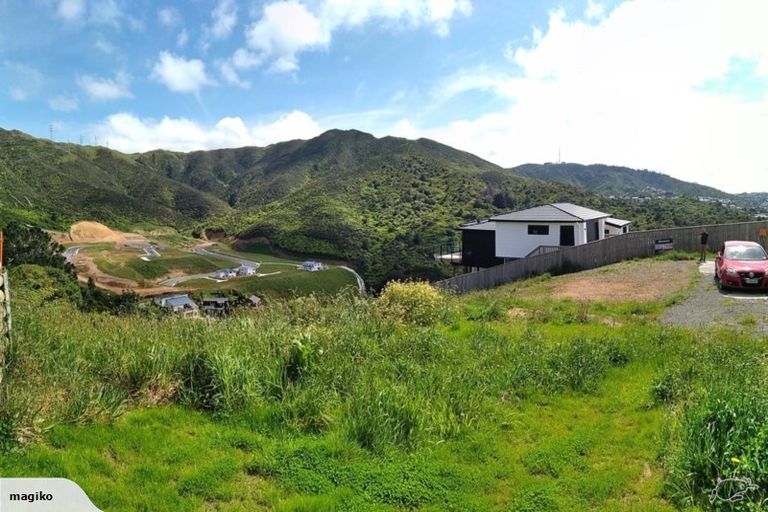 Photo of property in 100 Downing Street, Crofton Downs, Wellington, 6035