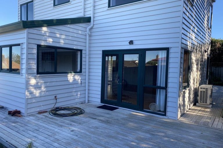 Photo of property in 12b Ngataringa Road, Devonport, Auckland, 0624